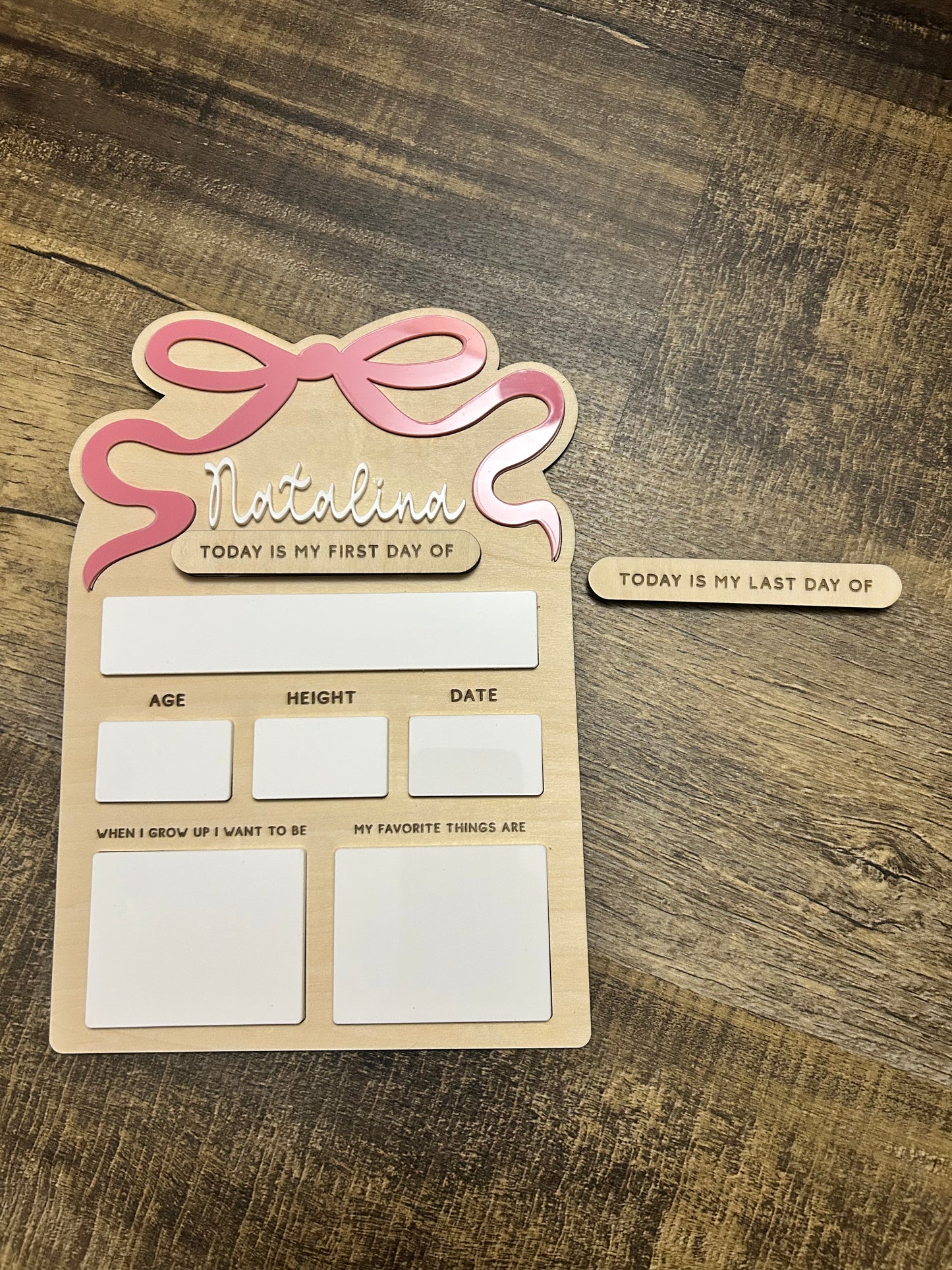 Girly Bow First & Last Day of School Sign