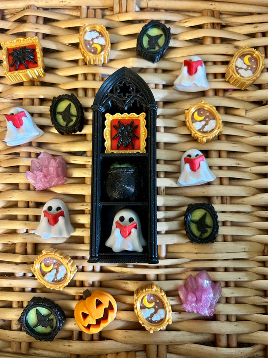 Spooky Gothic Bookshelf - 3 Clicker